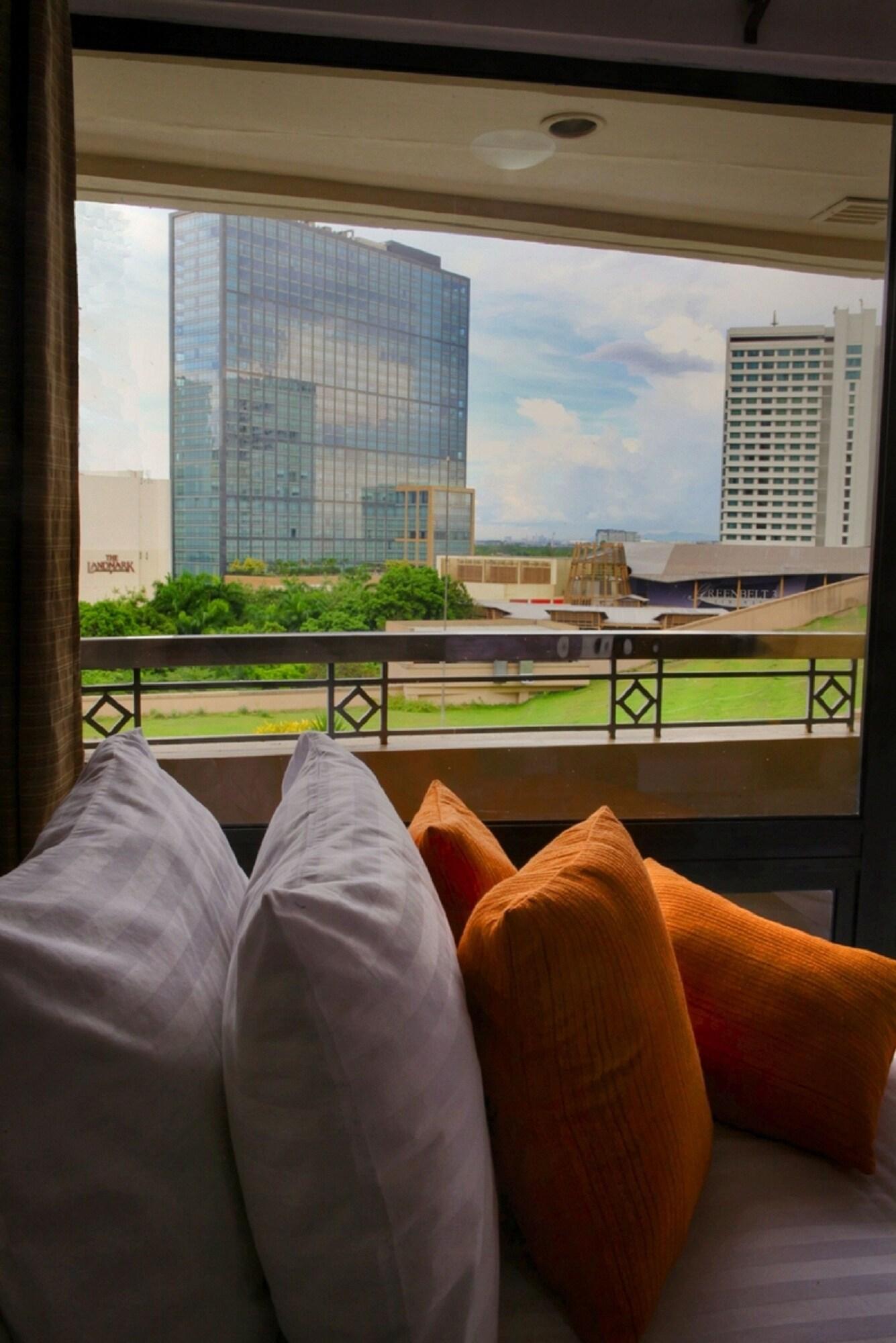 Bsa Tower Serviced Residences Makati City Zewnętrze zdjęcie